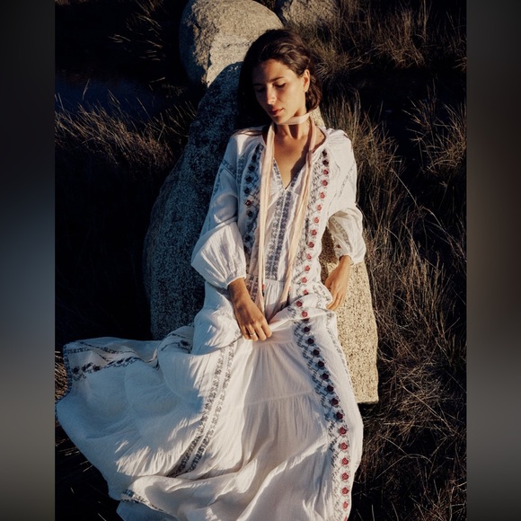 Zara embroidered voluminous blouse - Picture 3 of 9